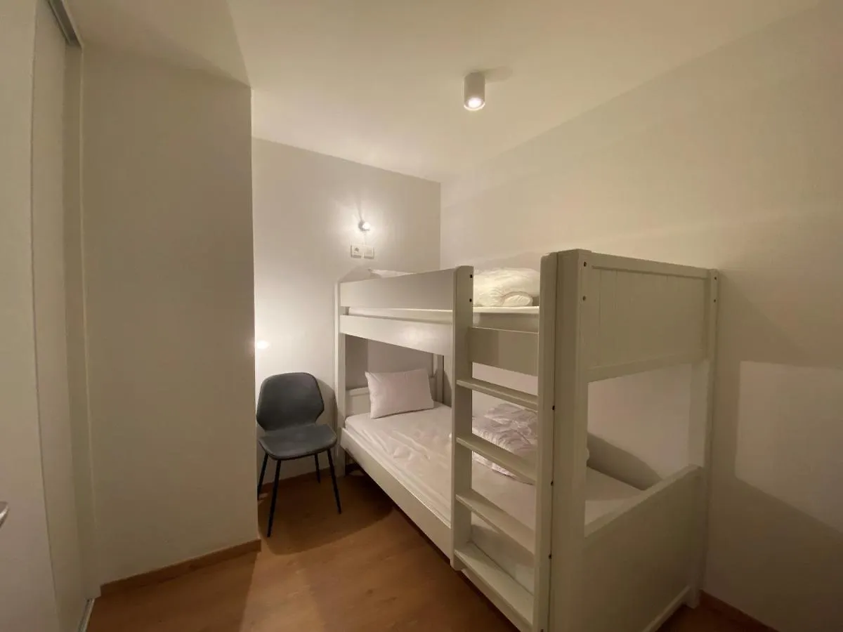 Lumineux Et Spacieux Appartement Contemporain Dans Une Residence Recente Et Paisible A Chatel - Fr-1-693-48 Apartment